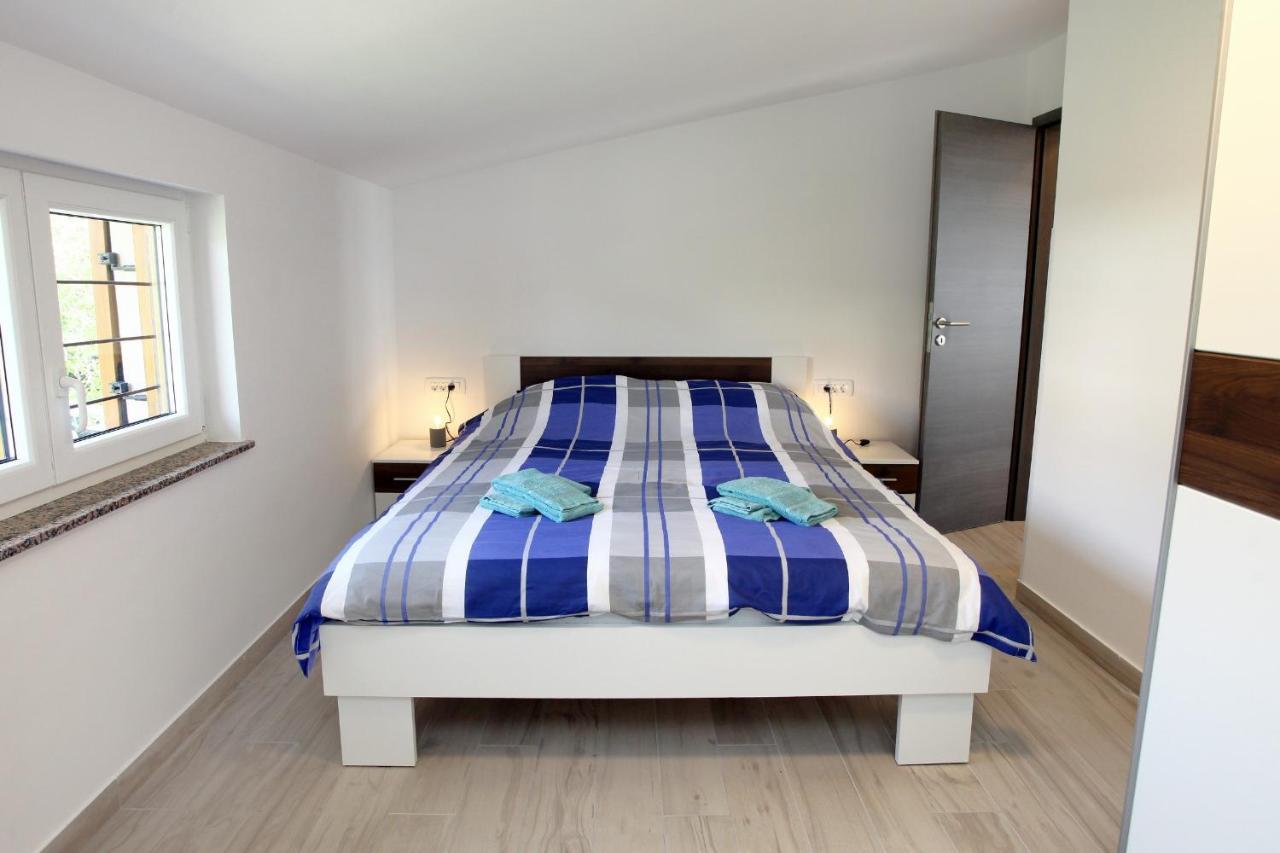 Sea View Istrian Countryside Apartment - Rota Dragonja Kültér fotó